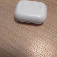 イヤフォンホルダー Wit がiLostで Qbuzz Fryslân によって報告されました