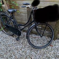 Zwarte opoe fiets merk Pelikaan, jak bylo nahlášeno na iLost