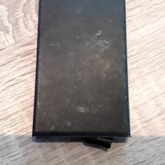 Titolare della carta Rashdan, come riportato da EBS Tramplein utilizzando iLost