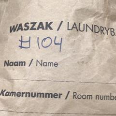 Oblečení & Sandály, jak nahlášeno Hotel van der Valk Maastricht pomocí iLost