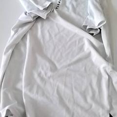 Sportshirt, a été signalé par Gemeente Puurs-Sint-Amands utilisant iLost