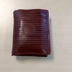 Brieftasche De Tollenaere, gemeldet von Regio Oost-Vlaanderen über iLost
