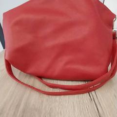 Bag rode tas, as reported by Arriva Limburg Zuid using iLost