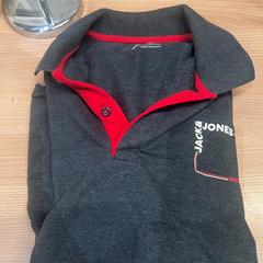 Polo skjorte Grijs met Rood Jack & Jones, som rapportert av Van der Valk Hotel Deventer ved bruk av iLost