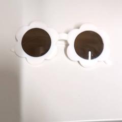 Sonnenbrille Witte kinderzonnebril, gemeldet von IKEA Utrecht über iLost