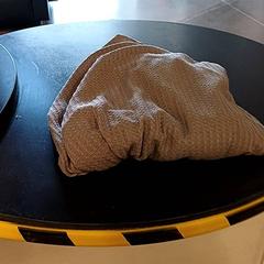 Camisola, como reportado por IKEA Lille utilizando o iLost