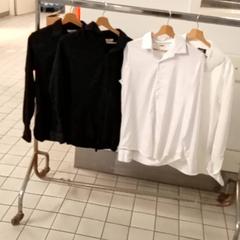 Vestiti, come riportato da Mövenpick Hotel Amsterdam City Centre utilizzando iLost