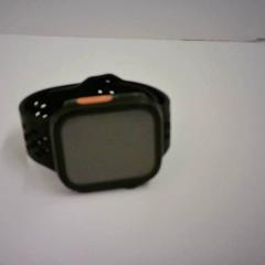 الساعات zwarte، كما تم الإبلاغ عنه بواسطة Bobbejaanland عبر iLost