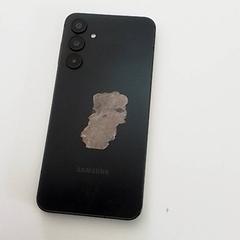Mobiltelefon Noir Samsung, rapporterat av ilévia med iLost