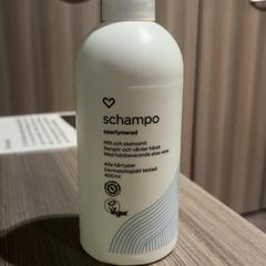 Champô, como reportado por Van der Valk Hotel Haarlem utilizando o iLost