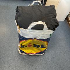Bolsa de plástico, segundo informou Breng Arnhem usando iLost