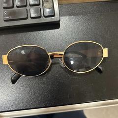 Gafas de sol, ha sido reportado por IKEA Las Rozas con iLost