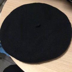 Black hat, ha sido reportado por Meininger Berlin "Mitte" Humboldthaus usando iLost