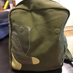 Sac à dos, a été signalé par Qbuzz U-OV utilisant iLost