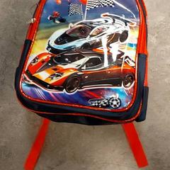 Mochila Rood/Zwart, como reportado por Regio Oost-Vlaanderen utilizando o iLost