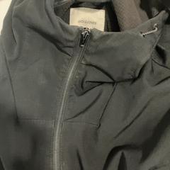 ジャケット Black Jack and jones size M がiLostで TU/e - Receptie Atlas によって報告されました