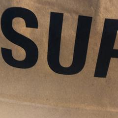 Purchase superdry, segundo informou Designer Outlet Roermond usando iLost