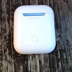 Airpodscase, rapporterat av Qbuzz DMG med iLost