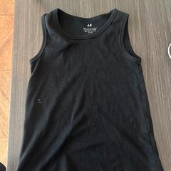 T shirt, como reportado por Hotel Apeldoorn utilizando o iLost