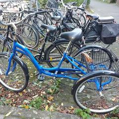 Blauwe driewieler, as reported to iLost