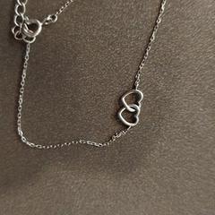 Zilveren armband, iLost에 보고됨