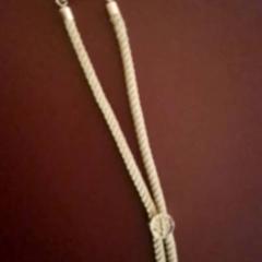 Armband Geel, zoals gemeld door Apenheul met iLost