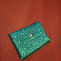 Groene glitter poromonnee, gerapporteerd met iLost
