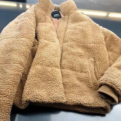 ジャケット Brown Teddy - Barneys Originals がiLostで TU/e - Receptie Vertigo によって報告されました