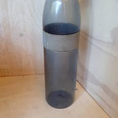 Drinking bottle Blauw, as reported by DierenPark Amersfoort using iLost