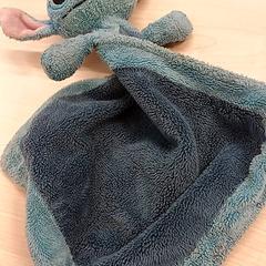 ブランケット Stitch がiLostで IKEA Saint-Etienne によって報告されました