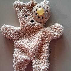 Dudlík met knuffel, jak nahlášeno Familiepark Drievliet pomocí iLost